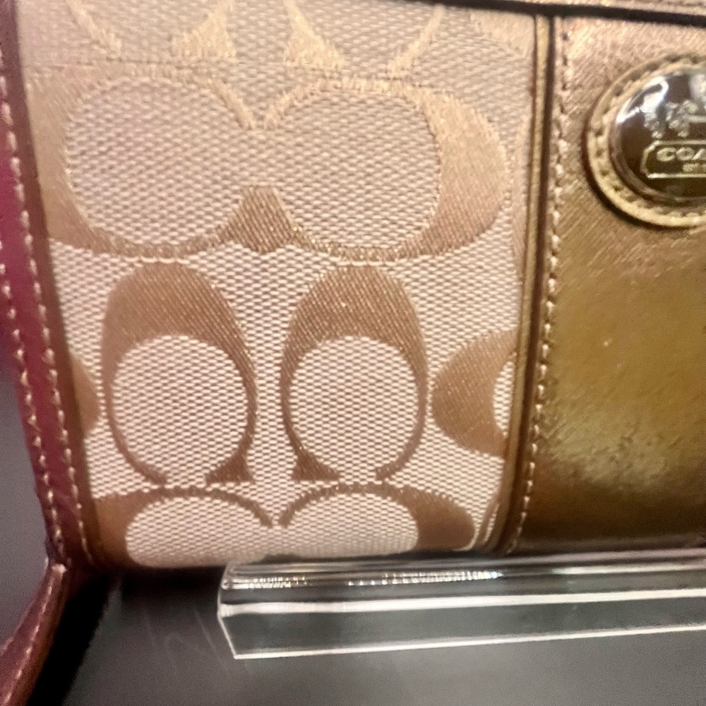 COACH Metallic Burnished Bronze/Gold and Tan Signature Wallet CC’s Stunning - Picture 8 of 11